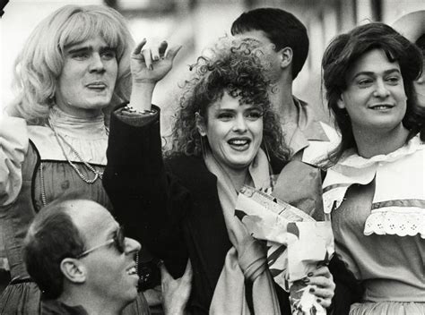 Bernadette Peters 1981 : r/OldSchoolCool